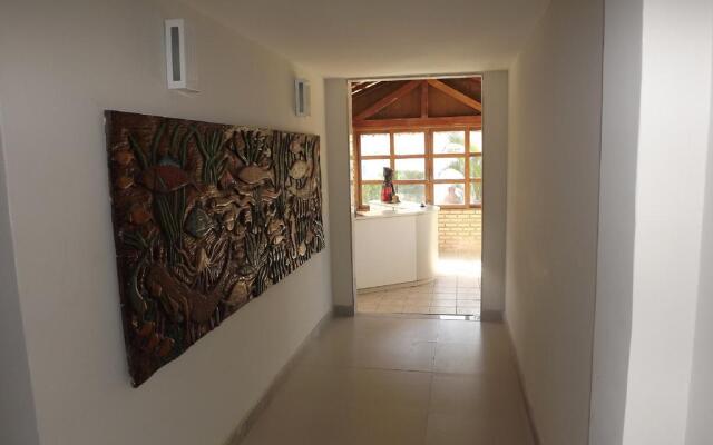Hotel Amendoeiras Praia