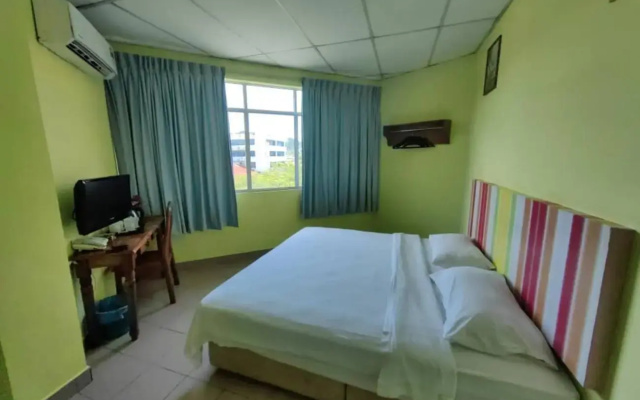 Century Hotel Inanam