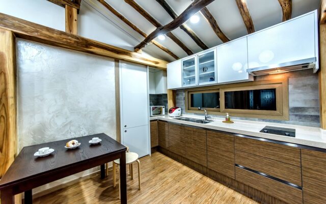 Full House Billewat Jeju