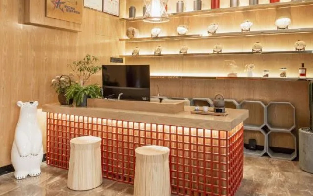 West Lake Yingxiu·Man Ting Fang Homestay