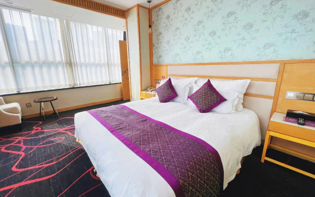Qingdao Sophia International Hotel