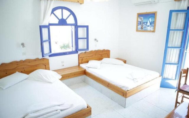 Perissa el mar rooms