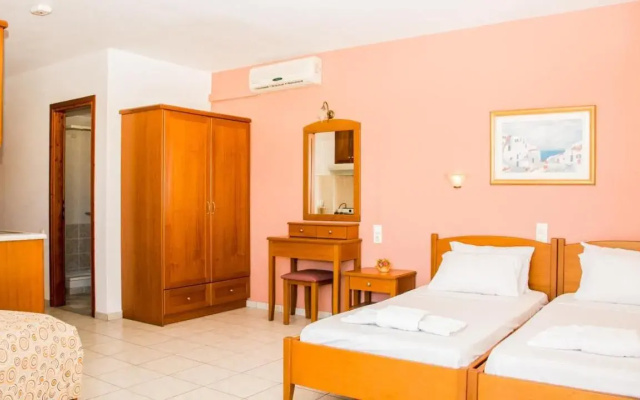 Villa Aphrodite Hotel Apartments Studios by Estia