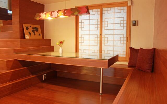 Hanso Presidential Suite Hanok Hotel