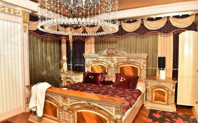 Sheikh Apartment in Baku