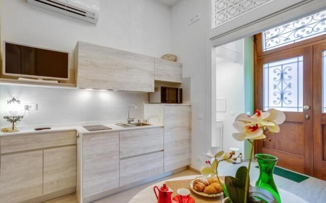 MADAME BARI' Suite Apt in the heart of Bari