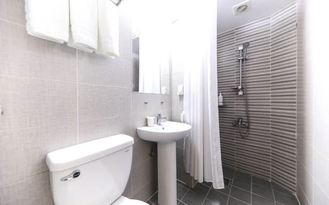 Hotel Rest Seogwipo