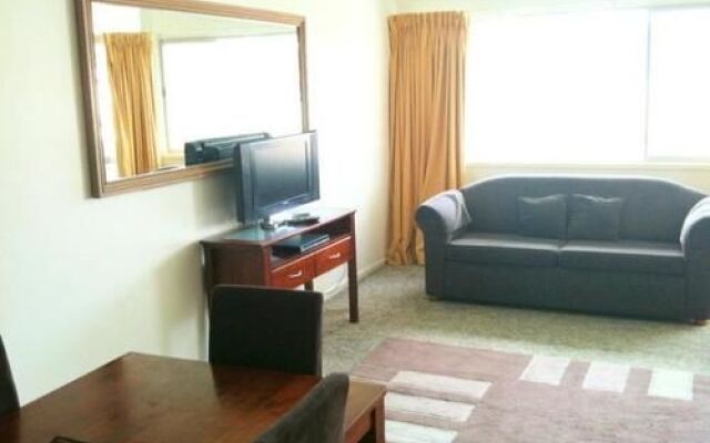 Seaview Apartments