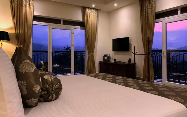 Montrose Golf Resort And Spa