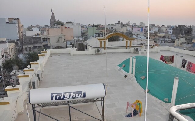 Hotel Shree Darshan