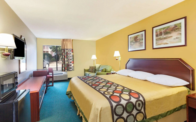 Super 8 by Wyndham Morristown/South