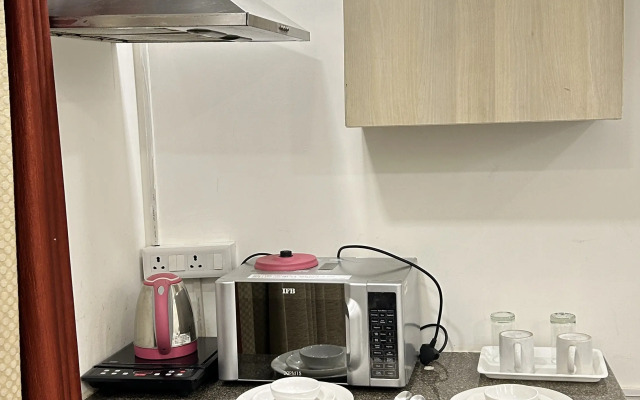Park Stylish Studio, Dlf, Cyber City, Sector 25