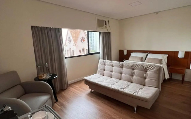 UNU 918 Moema: Wi-Fi, Academia, Camareira, Metrô +