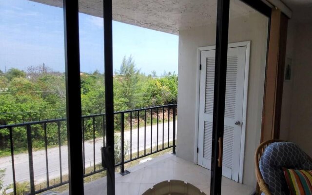 2BR with Private Beach Access