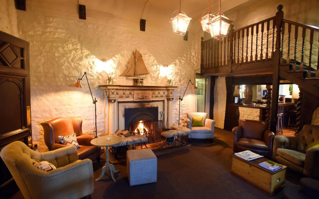 Lifeboat Inn