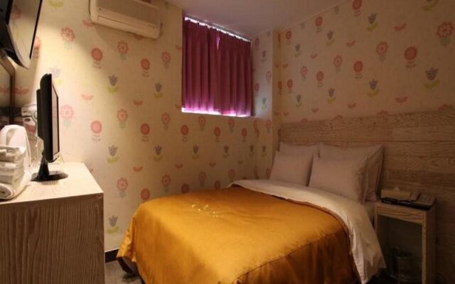 O2 Hotel