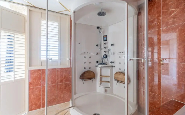 2 Person sea View Apartment