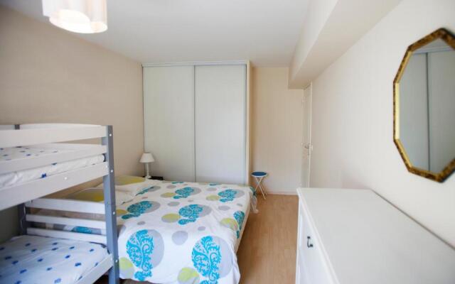 Appart Résidence proche plage avec piscine et parking couvert privé