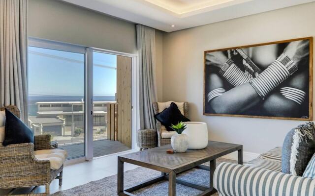 Spacious Holiday Villa w Private Pool Garden Serein