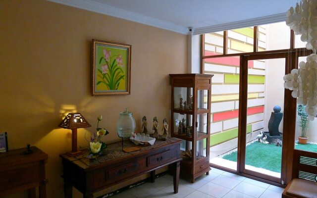 Jawa 22 and Resident