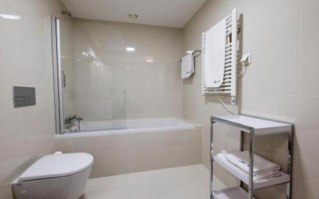 Home At Porto - Aliados Apartments