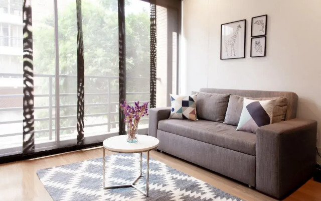 Chic & Comfy Loft