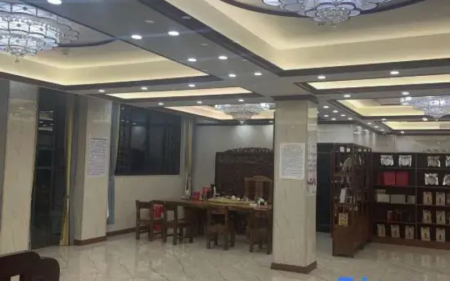 Xinxing Guo'en Hotel (Liuzu's Hometown)