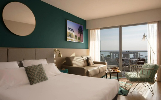 Mercure Villeneuve Loubet Plage