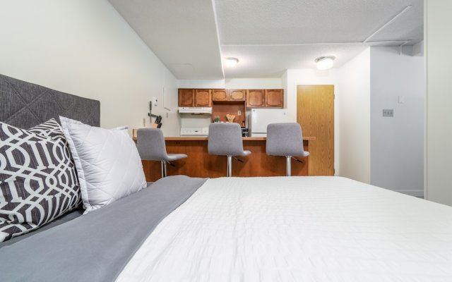 Fully RENOVATED Studio | Ski In/Out: Closest Condo to Lift | Pool & Hot Tubs