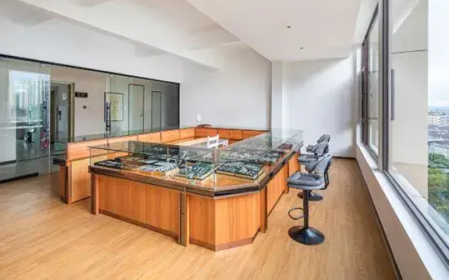 Tengchong Rezen Hot Spring Hotel