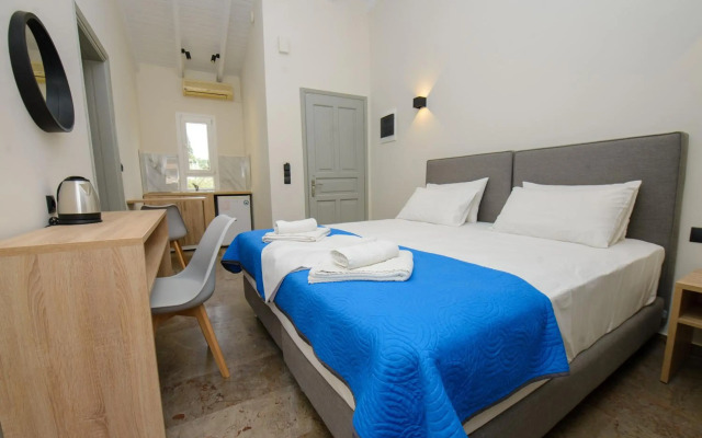 Saint Spiridon Hotel