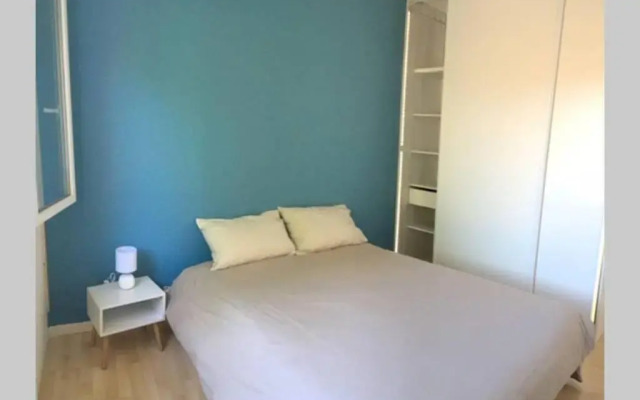 Paisible maison entre plages, lacs et bassin