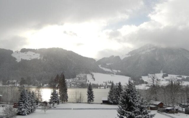 Hotel Bernhard am See