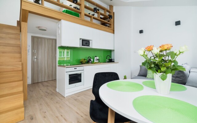 Modern Studios Stachowicza by Renters