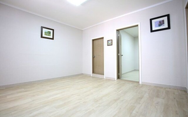 Gapyeong Samul Pension