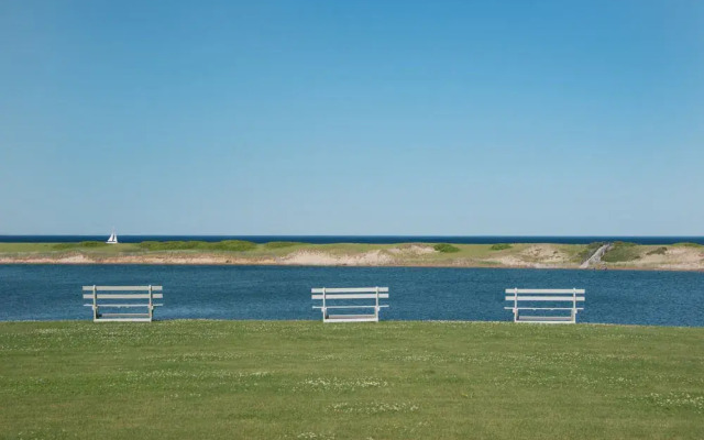 Dunes on the Waterfront
