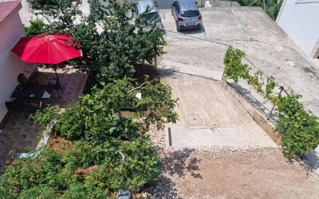 Studio Apartment Simi