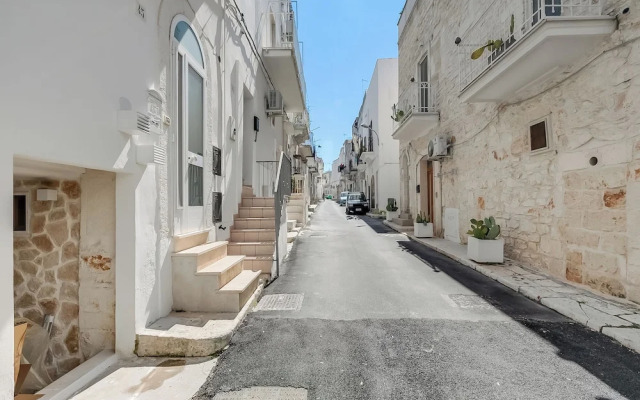 Maison 43 Ostuni With Indoor Pool