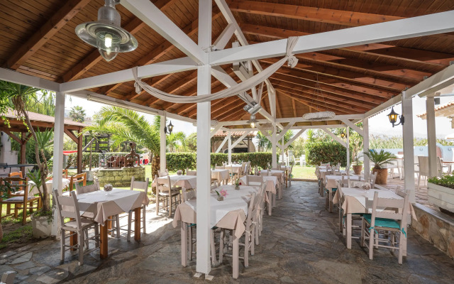 Apollo Hotel II