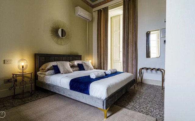 Italianway - Palazzo Nouveau - L Unica