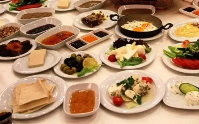 Golden Sail Hotel Old City