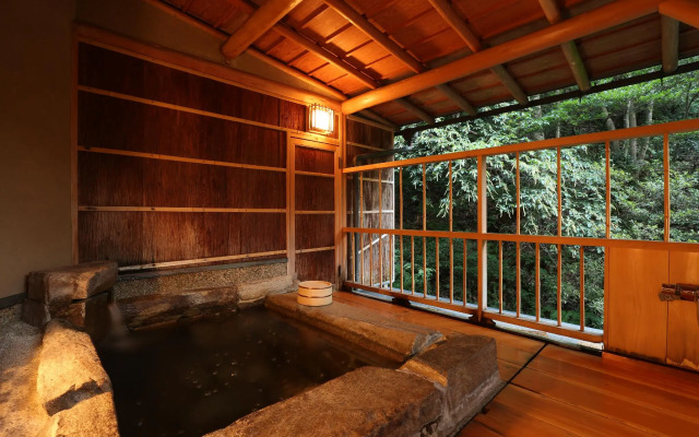 Nishimuraya Hotel Shogetsutei