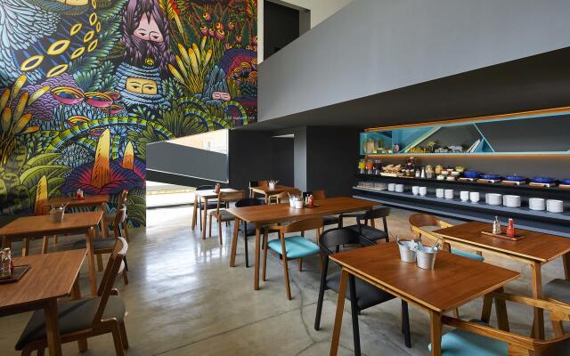 ARTOTEL Gajahmada Semarang