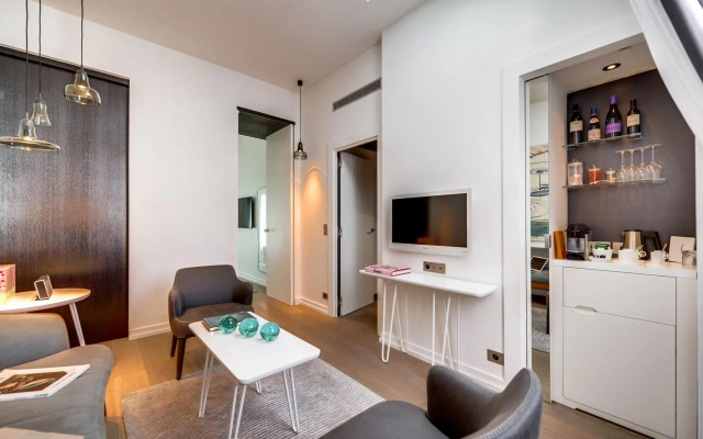 Hotel Le A