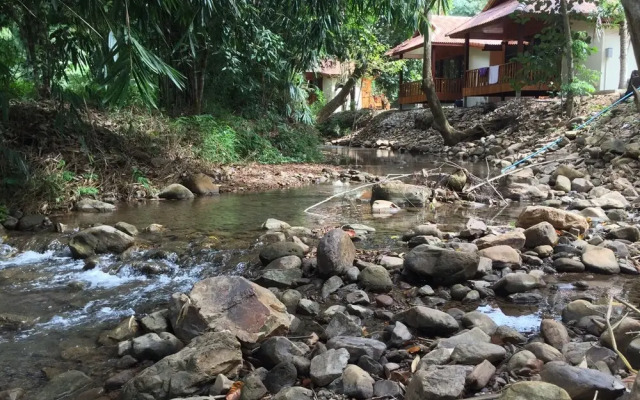 Tamarind Homestay & Camp