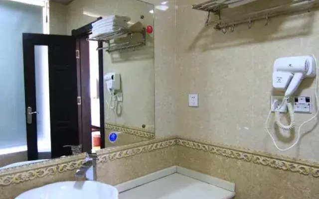 Jinghui Hotel