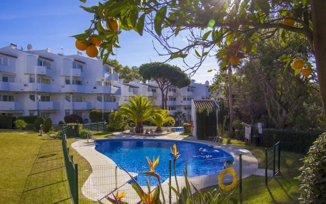 Beautiful family duplex walking distance to the beach