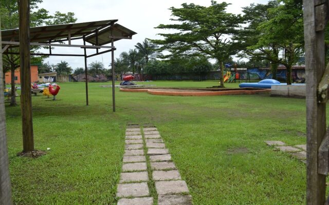 Hôtel Restaurant L'Aquarius Marina 2000 Douala