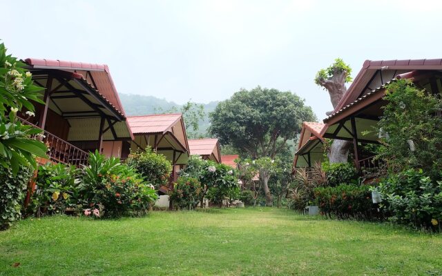 Pooltrap Village Bungalow