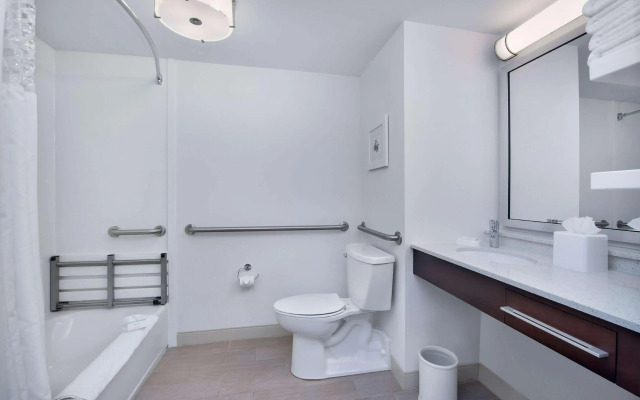 Hampton Inn - Naples - I-75